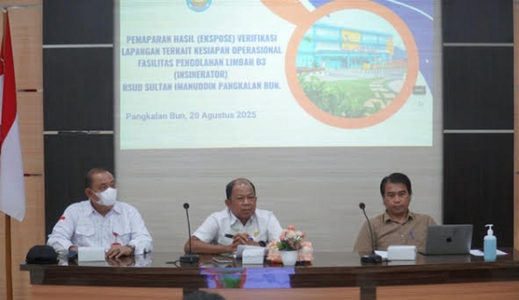 Pemaparan kesiapan operasional fasilitas pengolahan limbah B3 di RSSI Pangkalan Bun, Kabupaten Kotawaringin Barat belum lama tadi.