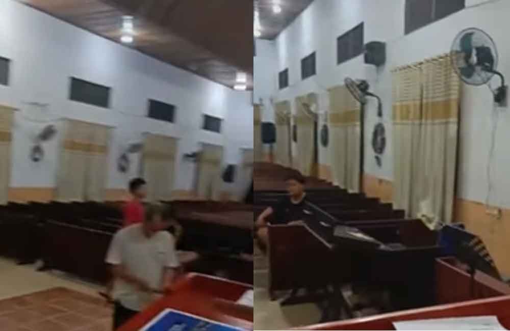 Suasana Gereja Kalimantan Evangelis Desa Luwuk Bunter, usai dibobol pencuri, Senin malam (25/8/2025)
