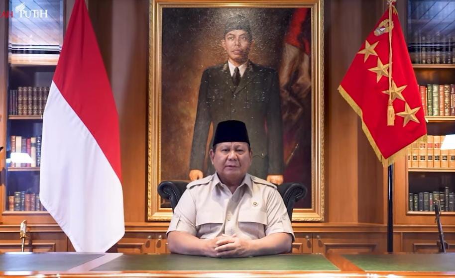 Presiden Republik Indonesia Prabowo Subianto saat memberikan pernyataan resmi soal kasus terkini yangengguncang tanah air. (Instagram Kemensetneg)