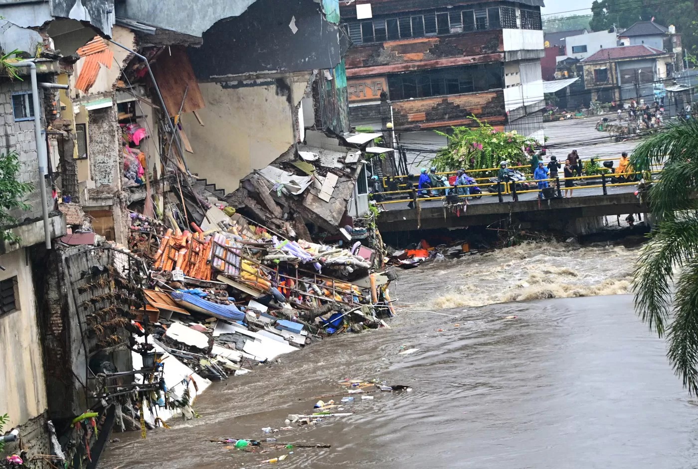 Suasana bangunan rumah banjir di Jalan Sulawesi, Denpasar, Bali, Rabu (10/9/2025). (Bayu Sastra Negari/ Radar Bali)