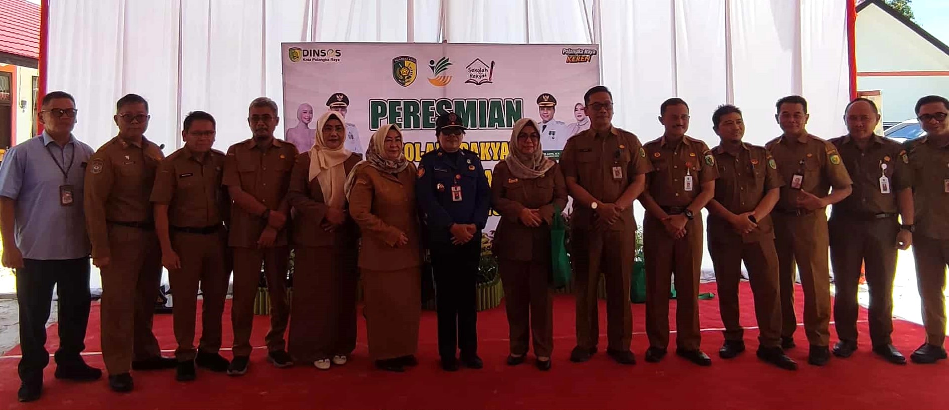 HADIR: Kepala Disdik Kota Palangka Raya Jayani menghadiri acara peresmian Sekolah Rakyat. DODI/RADAR SAMPIT