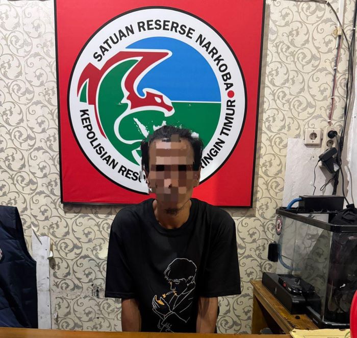 SABU : Pria inisial H, pekerja buruh harian lepas diamankan di Mapolres Kotim karena terlibat peredaran narkoba. FOTO: POLRES KOTIM/RADAR SAMPIT