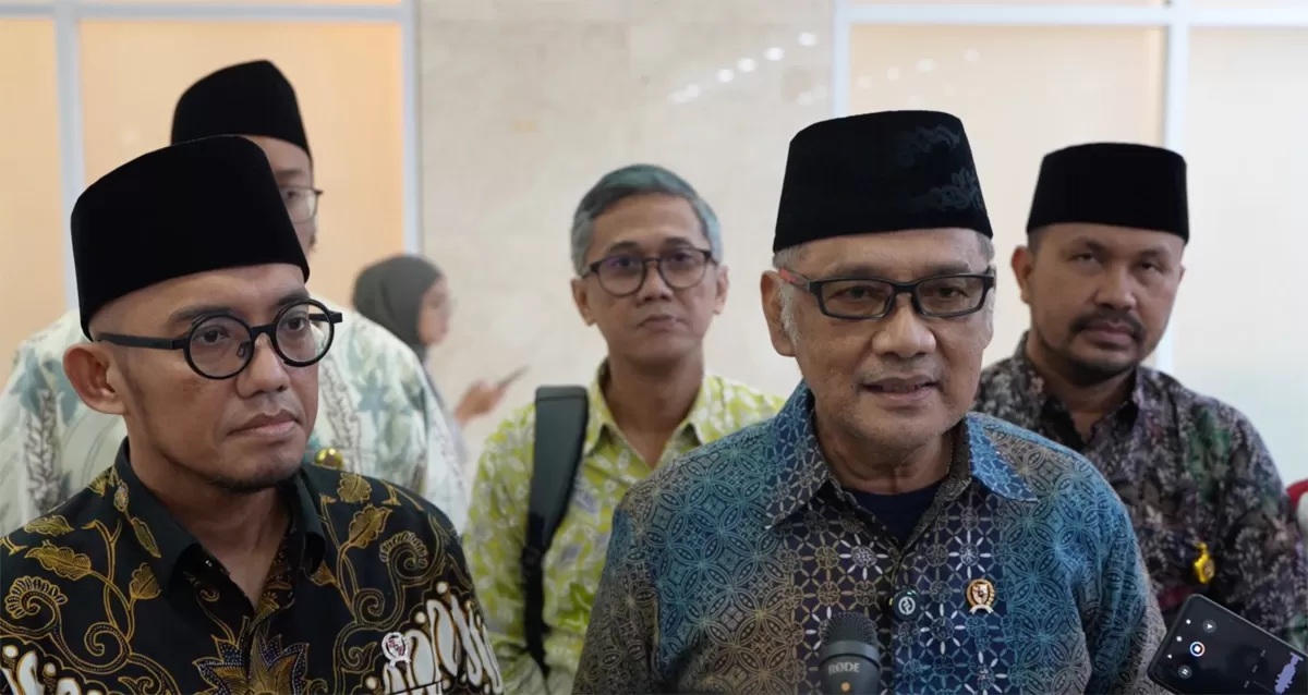 Menteri Haji dan Umrah (Menhaj) Mochammad Irfan Yusuf di gedung DPR (30/9) malam. (Humas Kemenhaj)