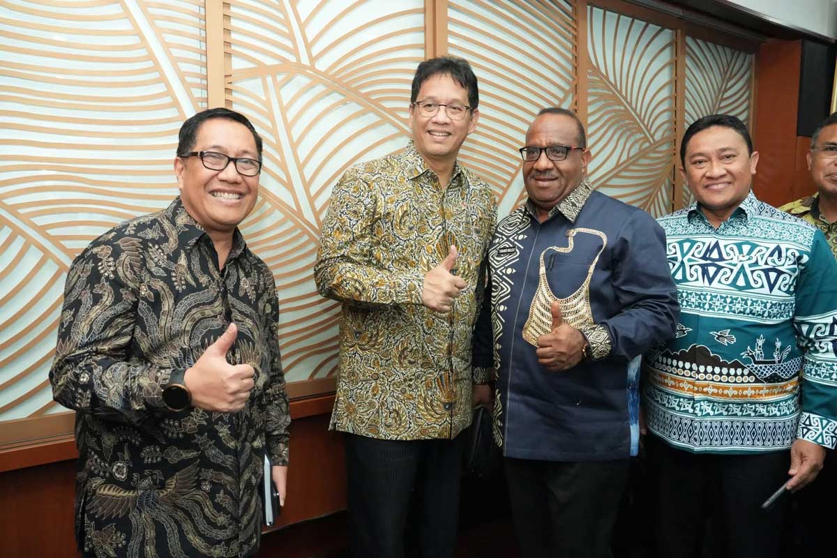 DORONG EVALUASI: Wagub Kalteng Edy Pratowo mengikuti rapat dengan Kementerian Keuangan, Selasa (7/10/2025).