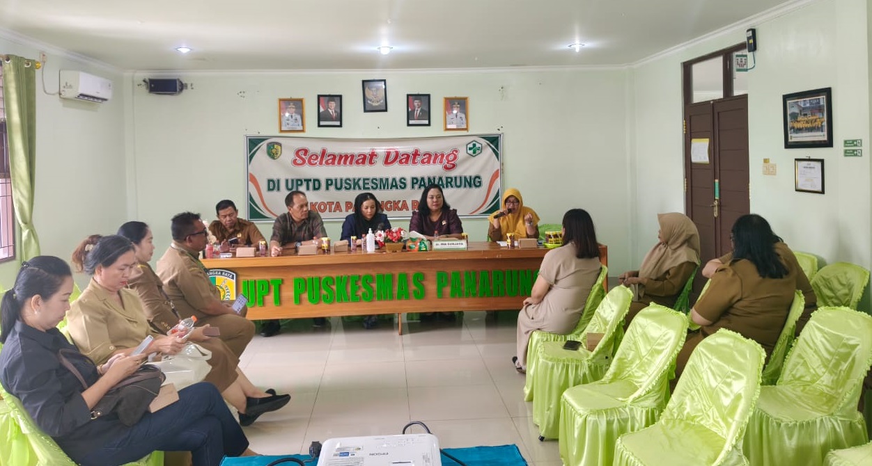 Anggota Komisi III DPRD Kota Palangka Raya saat kunjungan ke Puskesmas Panarung beberapa waktu lalu.