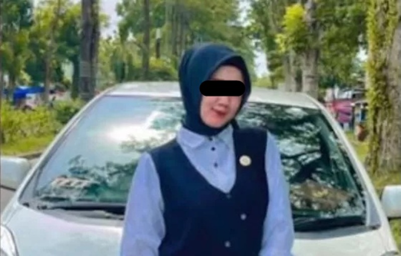 Almarhumah Erni Yuniati