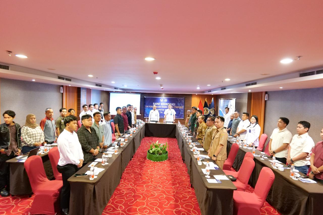 Tim Pengawas Orang Asing (TIMPORA) dan Layanan Data Keimigrasian (LDK) melaksanakan rapat koordinasi terkait pengawasan orang asing.