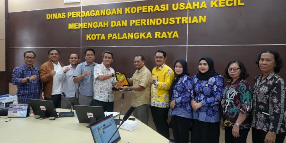 Jajaran Dinas Perdagangan, Koperasi, UKM dan Perindustrian (PKUKMP) Kota Palangka Raya menerima kunjungan kerja DPRD Kabupaten Barito Timur, belum lama ini.