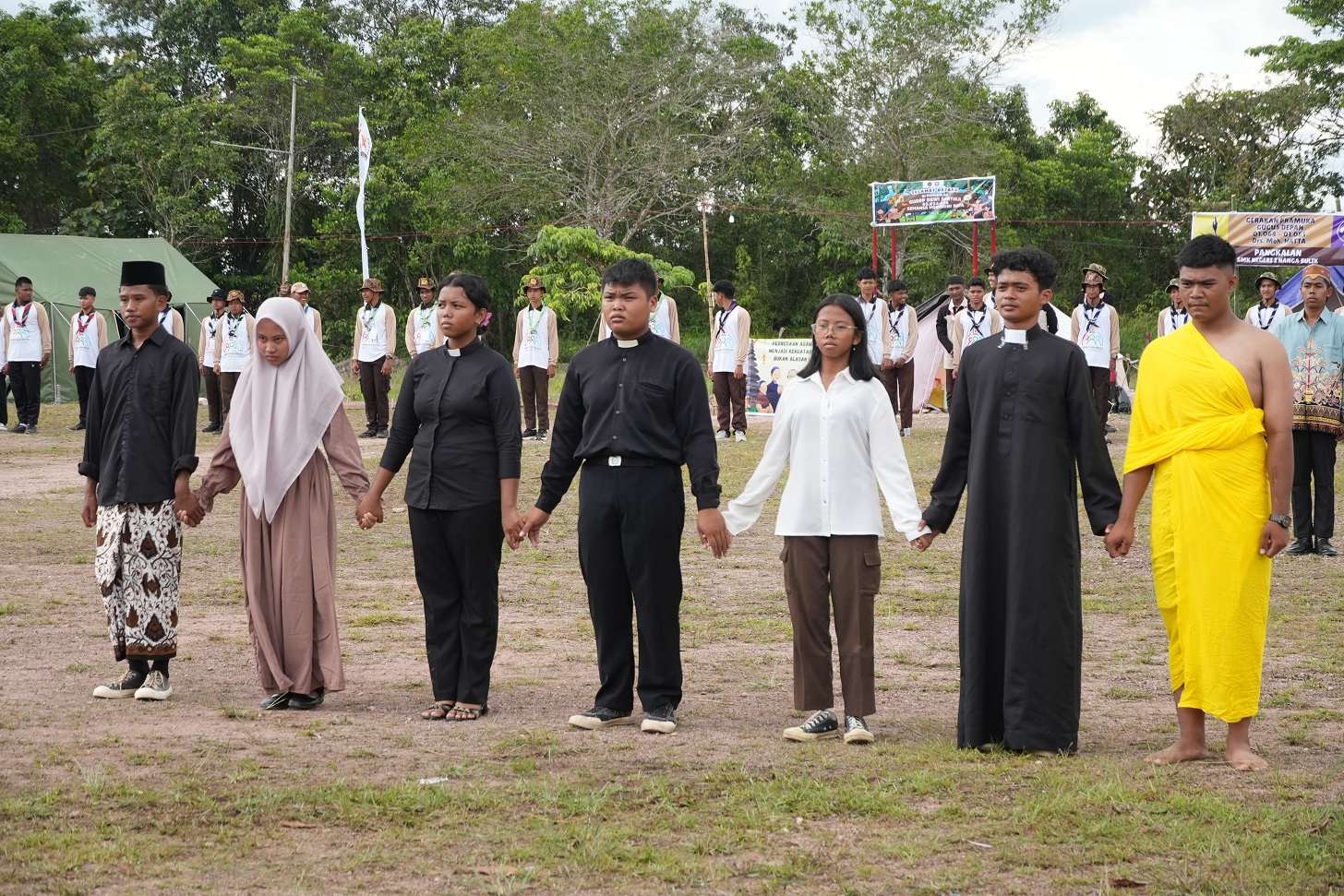 Perwakilan peserta kemah bakti kerukunan umat beragama, di Kabupaten Lamandau, yang digelar pada 13-16 November 2025.