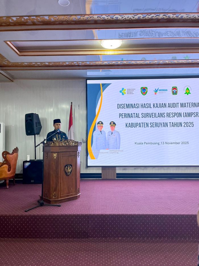SAMBUTAN: Wakil Bupati Seruyan Supian menyampaikan sambutan saat membuka kegiatan diseminasi hasil kajian AMPSR 2025. FOTO: RIFANI/RADAR SAMPIT