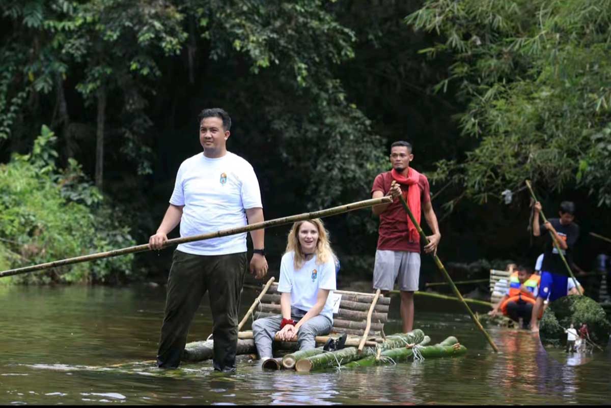 PENUH TANTANGAN: Balayah Lanting yang menawarkan pengalaman wisata alam penuh tantangan.