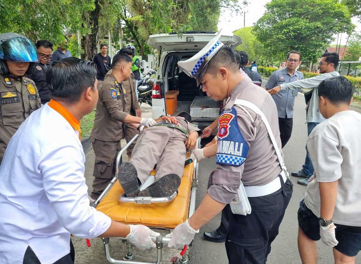 TEWAS:&nbsp;&nbsp;Kecelakaan tunggal yang merenggut nyawa anggota Satpol PP Kalteng di Jalan MH Thamrin Palangka Raya, Senin (24/11/2025) pagi.