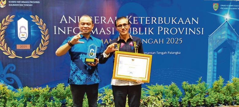 PENGHARGAAN: Kotim raih Anugerah Keterbukaan Informasi Publik 2025 untuk kategori Informatif tingkat kabupaten/kota se-Kalimantan Tengah. FOTO: DISKOMINFO KOTIM / RADAR SAMPIT