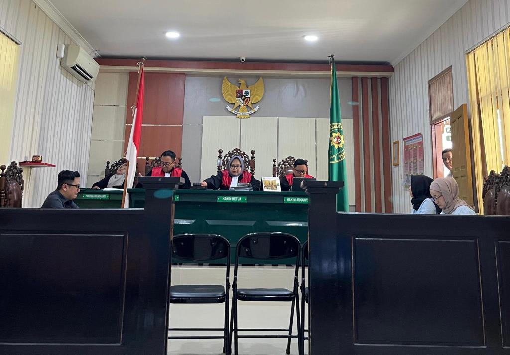 SIDANG: Pelaksanaan sidang gugatan perlawanan di Pengadilan Negeri Pangkalan Bun, Kamis (27/11).