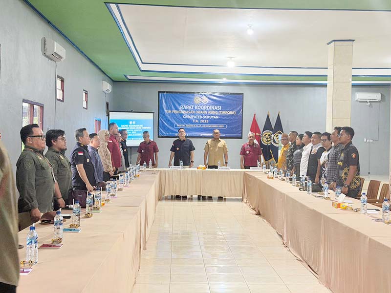 PENGAWASAN: Kantor Imigrasi Kelas II TPI Sampit menggelar rapat Timpora sebagai upaya meningkatkan koordinasi pengawasan orang asing di Kabupaten Seruyan (IMIGRASI SAMPIT UNTUK RADAR SAMPIT)