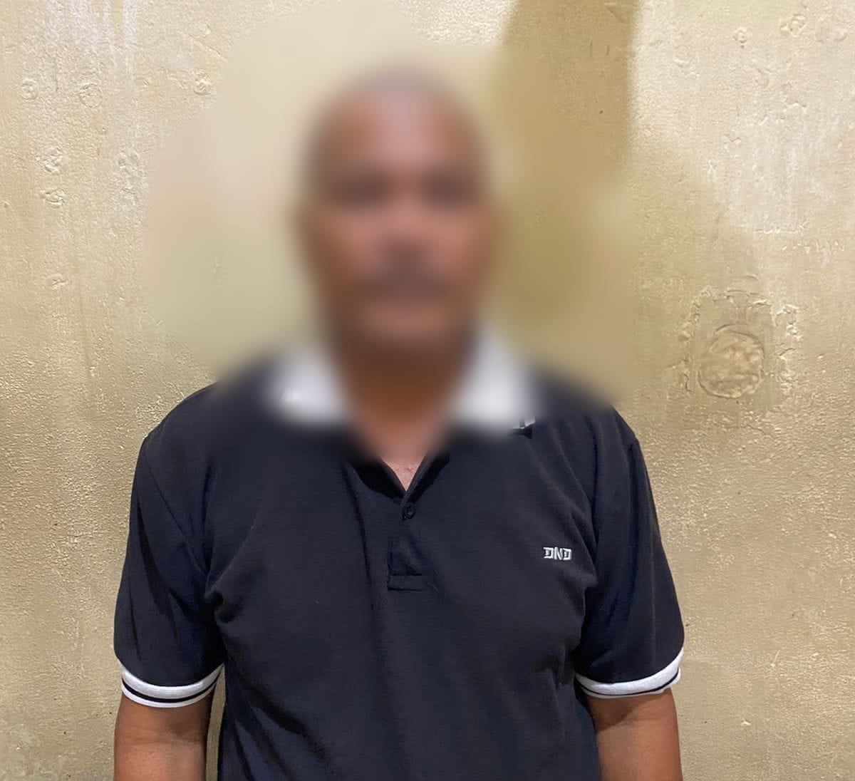 DITAHAN: RB (52), kini menjalani proses hukum di Polres Kotim