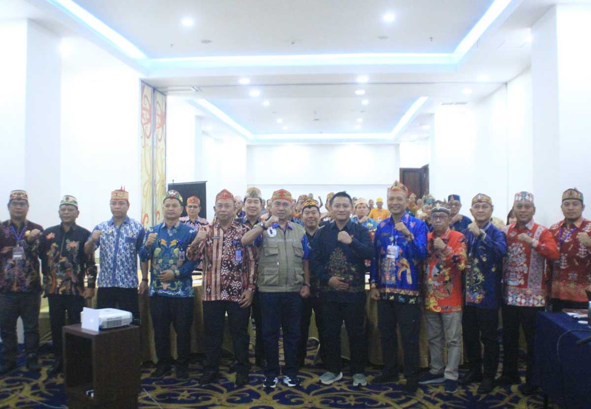 PERANGI NARKOBA: Sejumlah pihak terkait bersatu memerangi narkoba lebih keras dalam Rapat Koordinasi Penerapan Peradilan Hukum Adat Dayak dalam P4GN, Sabtu (6/12/2025).