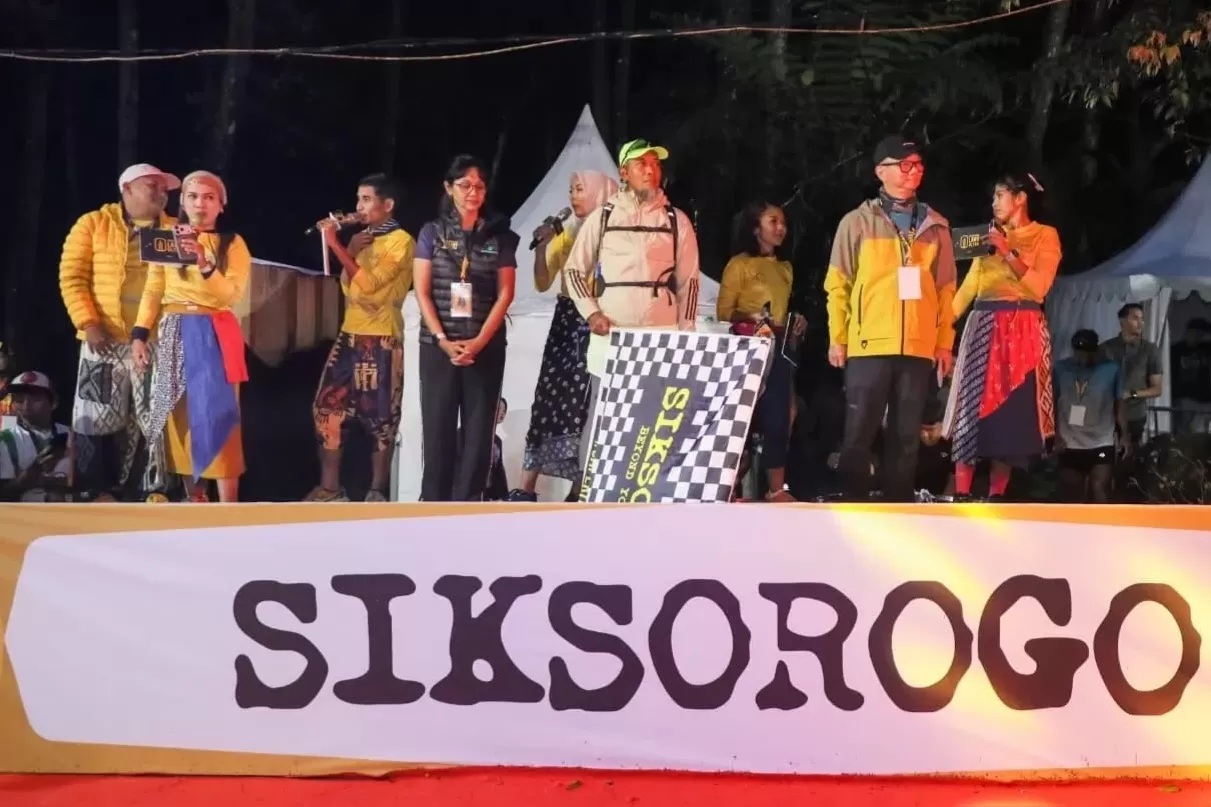 Event lari Siksorogo Lawu Ultra 2025 diwarnai kabar duka, dua peserta lari dilaporkan meninggal dunia, diduga karena serangan jantung. (Dokumentasi Radar Solo)