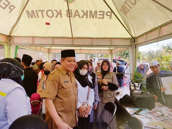POSKO KESEHATAN: Dinkes Kotim membuka posko kesehatan dalam kegiatan yang digelar oleh pemerintah daerah, beberapa waktu lalu. FOTO: DOK.YUNI/RADAR SAMPIT