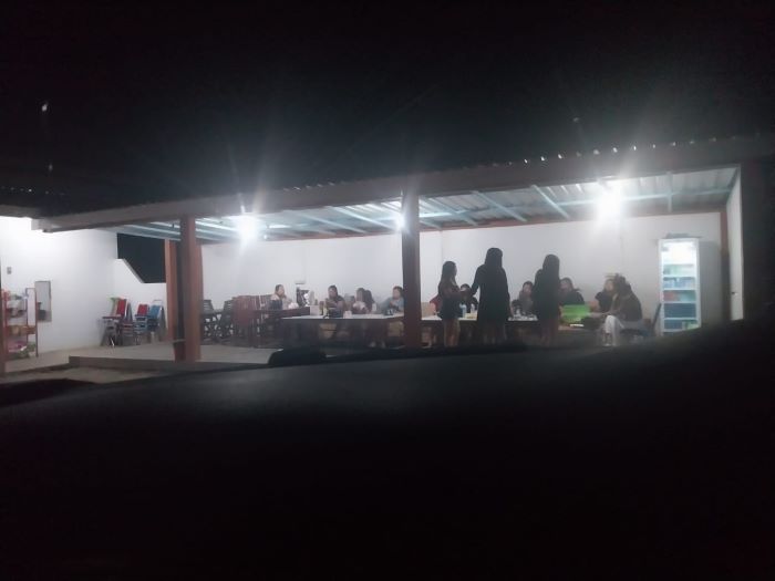 DUNIA MALAM: Salah satu THM yang menyediakan minuman keras dan wanita penghibur di Kecamatan Pangkalan Banteng, Kabupaten Kotawaringin Barat (Kobar), belum lama ini. FOTO: IST/RADAR SAMPIT 