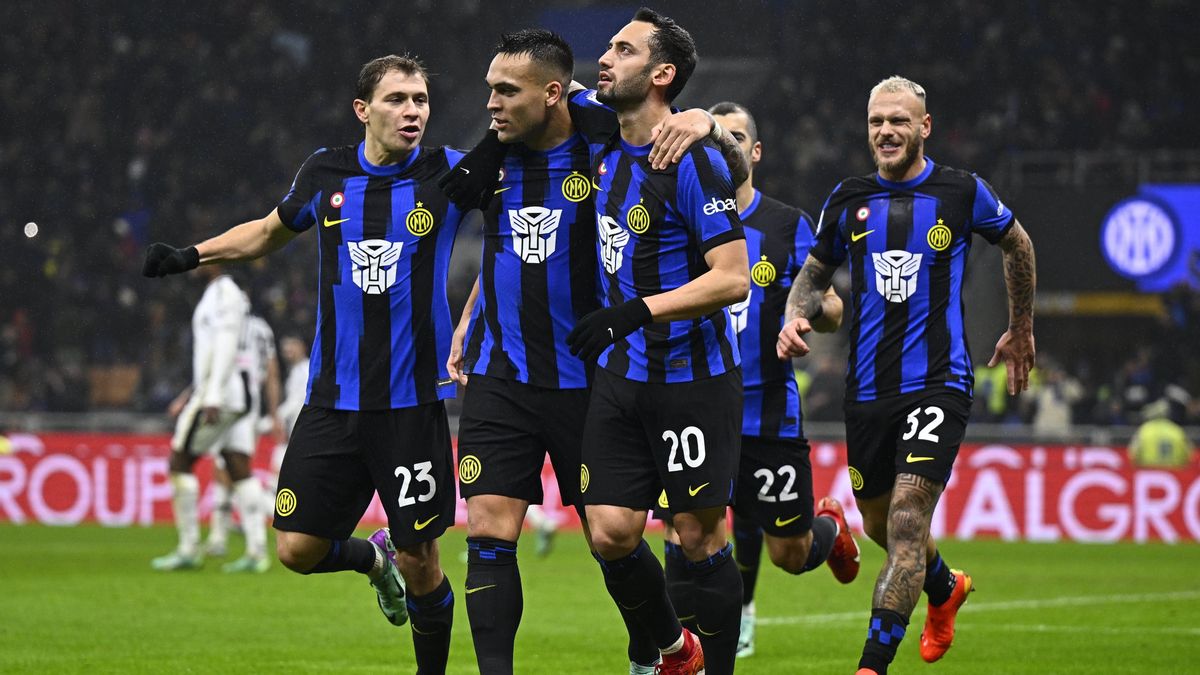 Pemain Inter Milan yang kini memuncaki klasemen Serie A Italia musim 2025/2026.