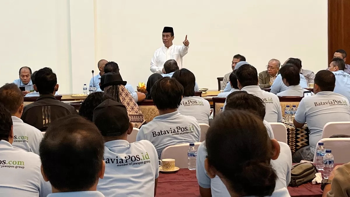 Menteri Pertanian RI, Andi Amran Sulaiman saat menggelar dialog dengan para pimpinan media di bawah payung Jawa Pos Group. (Aziz/Radar Bogor)