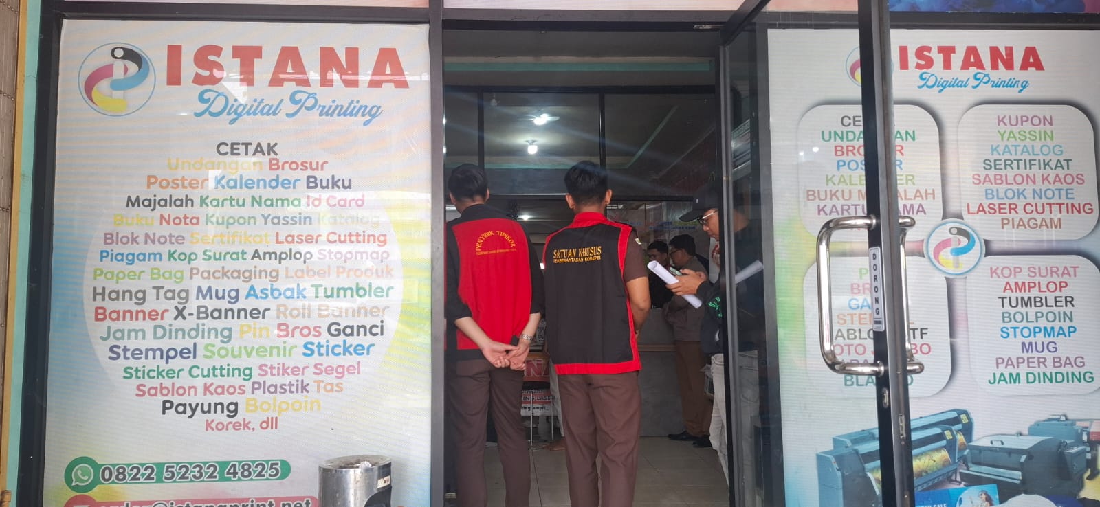 Penggeledahan di Istana Digital Printing