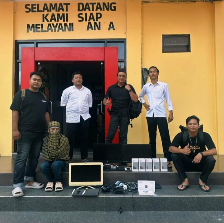 Tim Macan Resmob Polres Kobar meringkus pelaku pembobolan konter handphone dan SMAN 2 Arut Selatan.