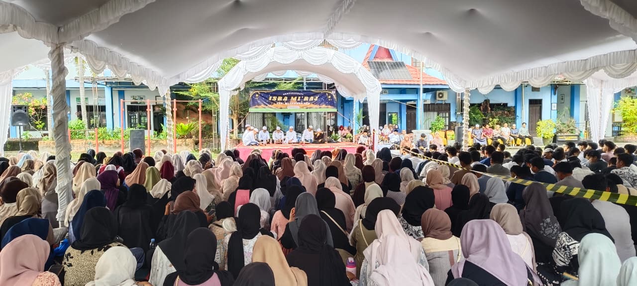 HARI BESAR ISLAM: Pelaksanaan Isra Mikraj yang diselenggarakan SMAN 1 Sampit.