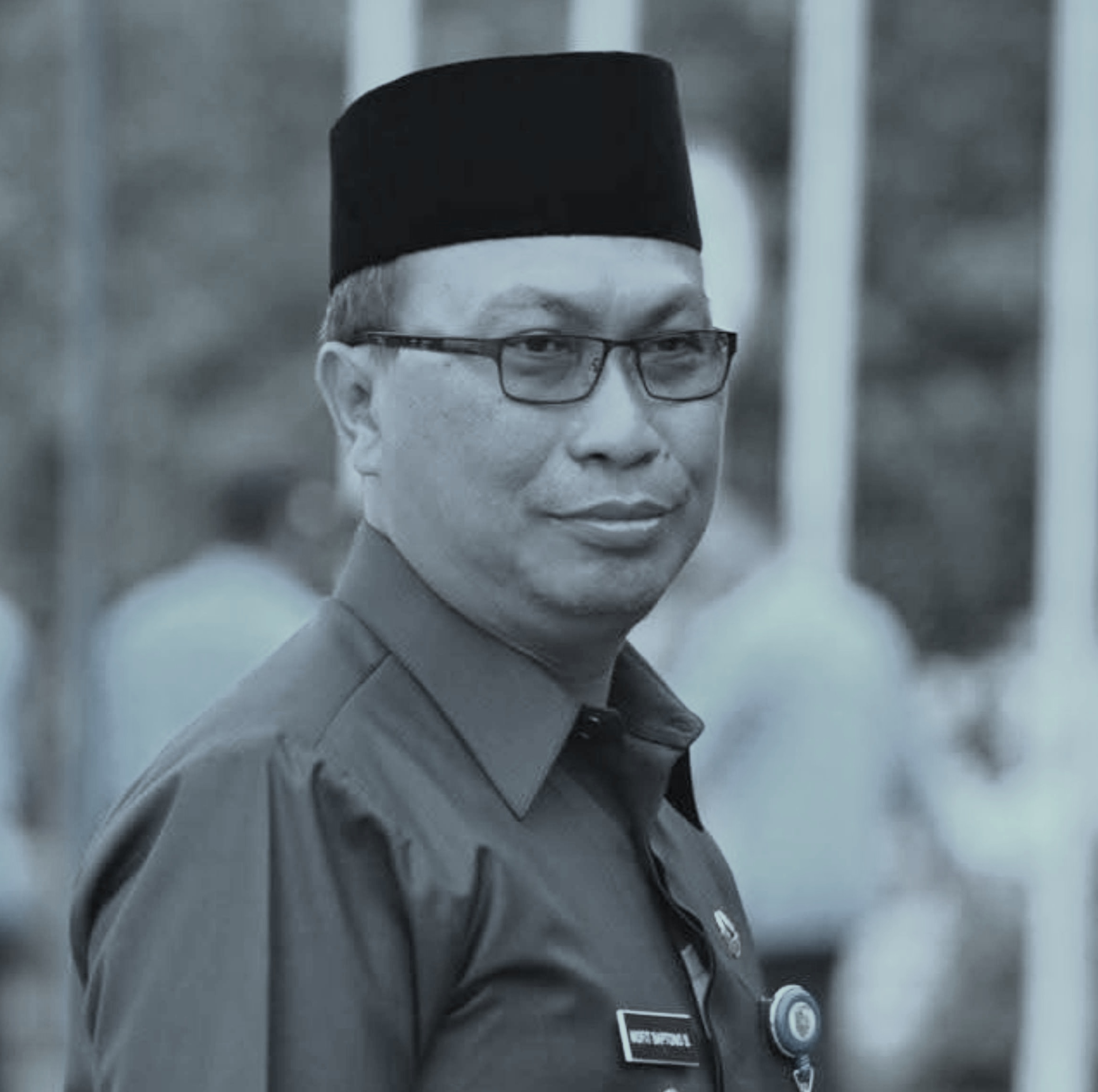 Almarhum Mofit Saptono Subagio