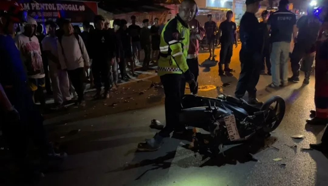 RUSAK: Kendaraan mister x hancur usai kecelakaan