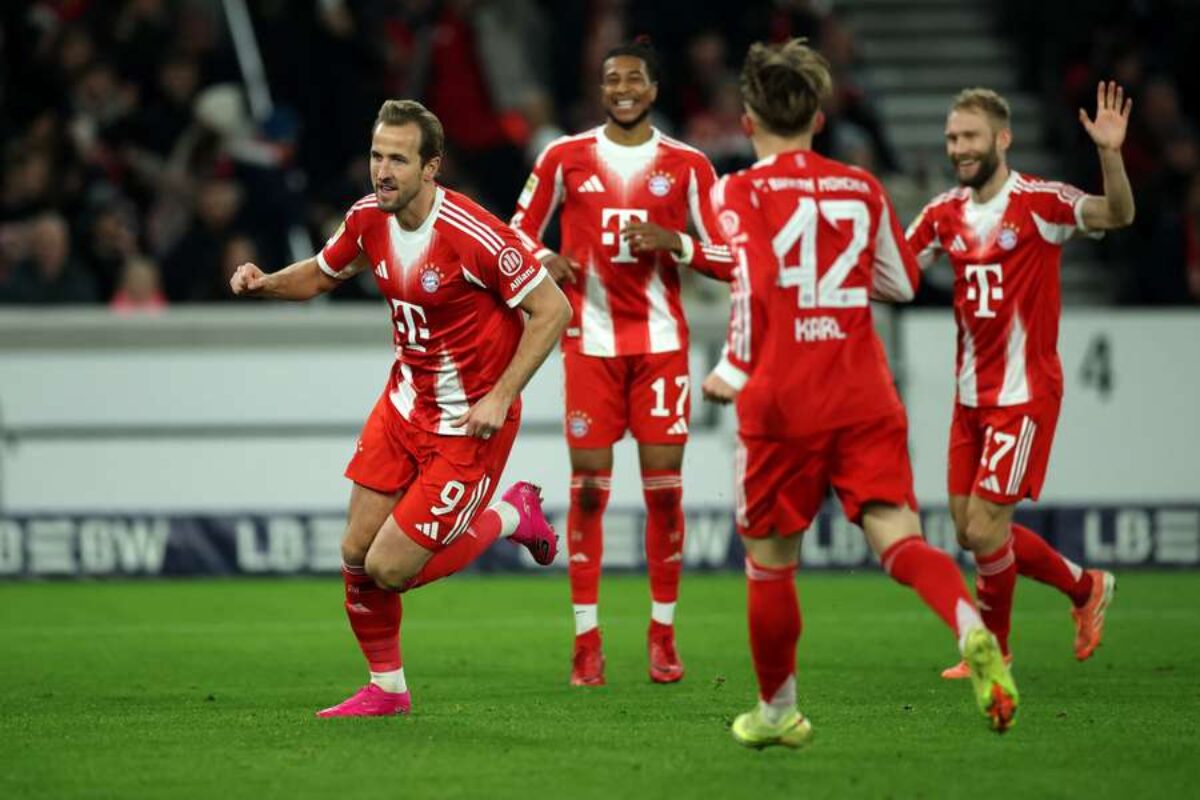 Selebrasi pemain Bayern Munchen usai mencetak gol ke gawang Royale Union SG, dalam lanjutan UCL 2025/2026, pekan ke 7, Kamis (22/1).