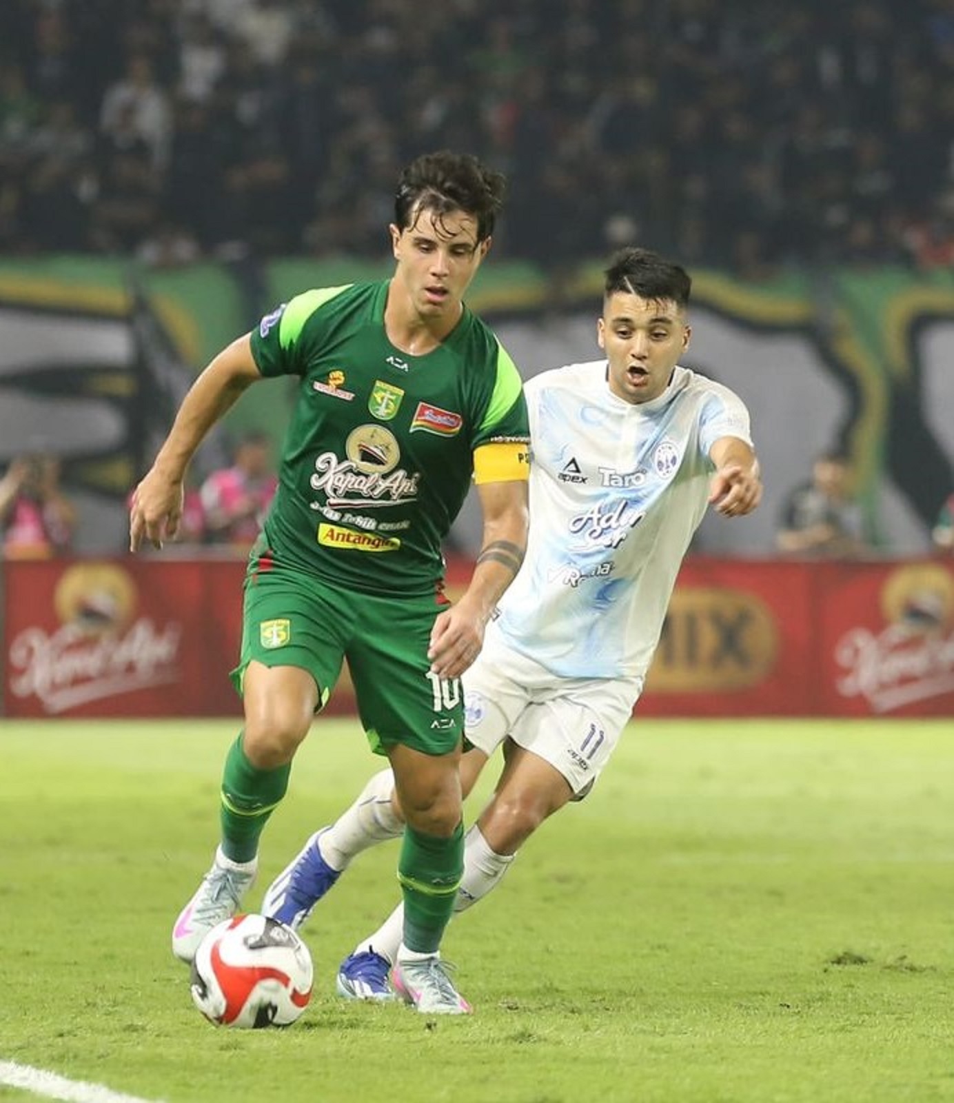 PSIM Yogyakarta vs Persebaya Surabaya, salah satu laga di Super League 2025/2026 pekan ini, yang diprediksi berjalan ketat