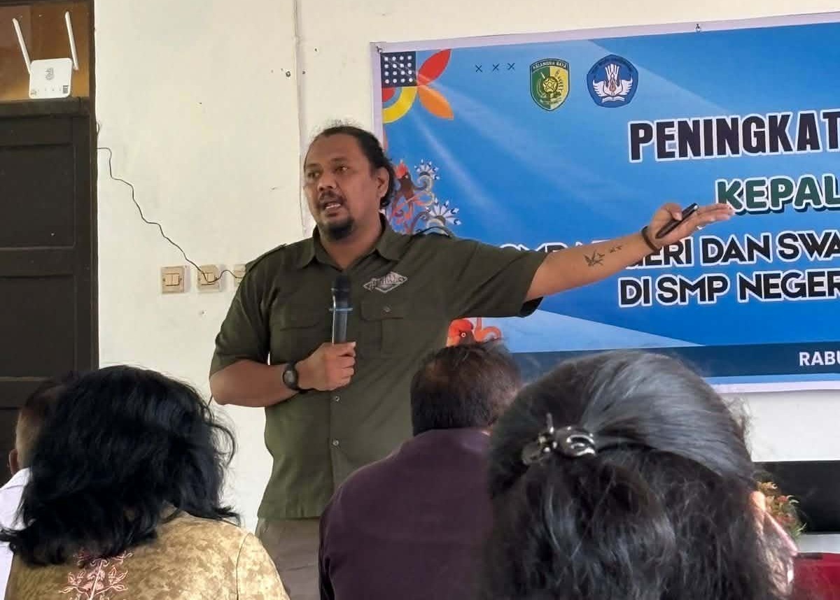 SOSIALISASI : Disdik Palangka Raya gandeng Satgaswil&nbsp;Kalteng Densus 88 Antiteror Polri untuk sosialisasi pencegahan paham IRET (Intoleransi, Radikalisme, Ekstremisme