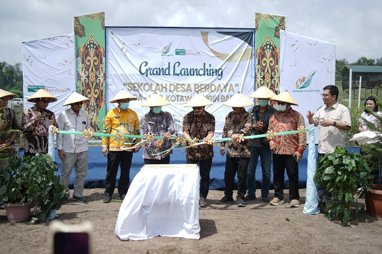 POTONG PITA: Peresmian Sekolah Desa Berdaya di Region Kotawaringin, Kabupaten Kotawaringin Barat (Kobar) pada 22 Januari 2026.