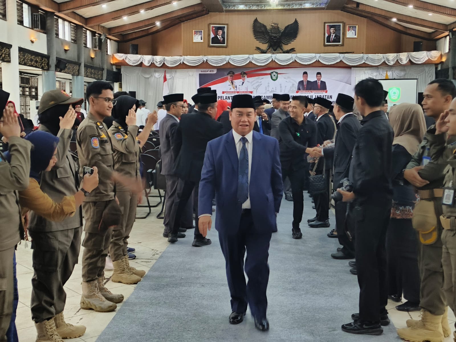 Bupati Kotim Halikinnor menekankan, keterbatasan anggaran dan sumber daya manusia tidak boleh dijadikan alasan menurunnya kinerja pemerintahan.  (Akbar/Radar Sampit)