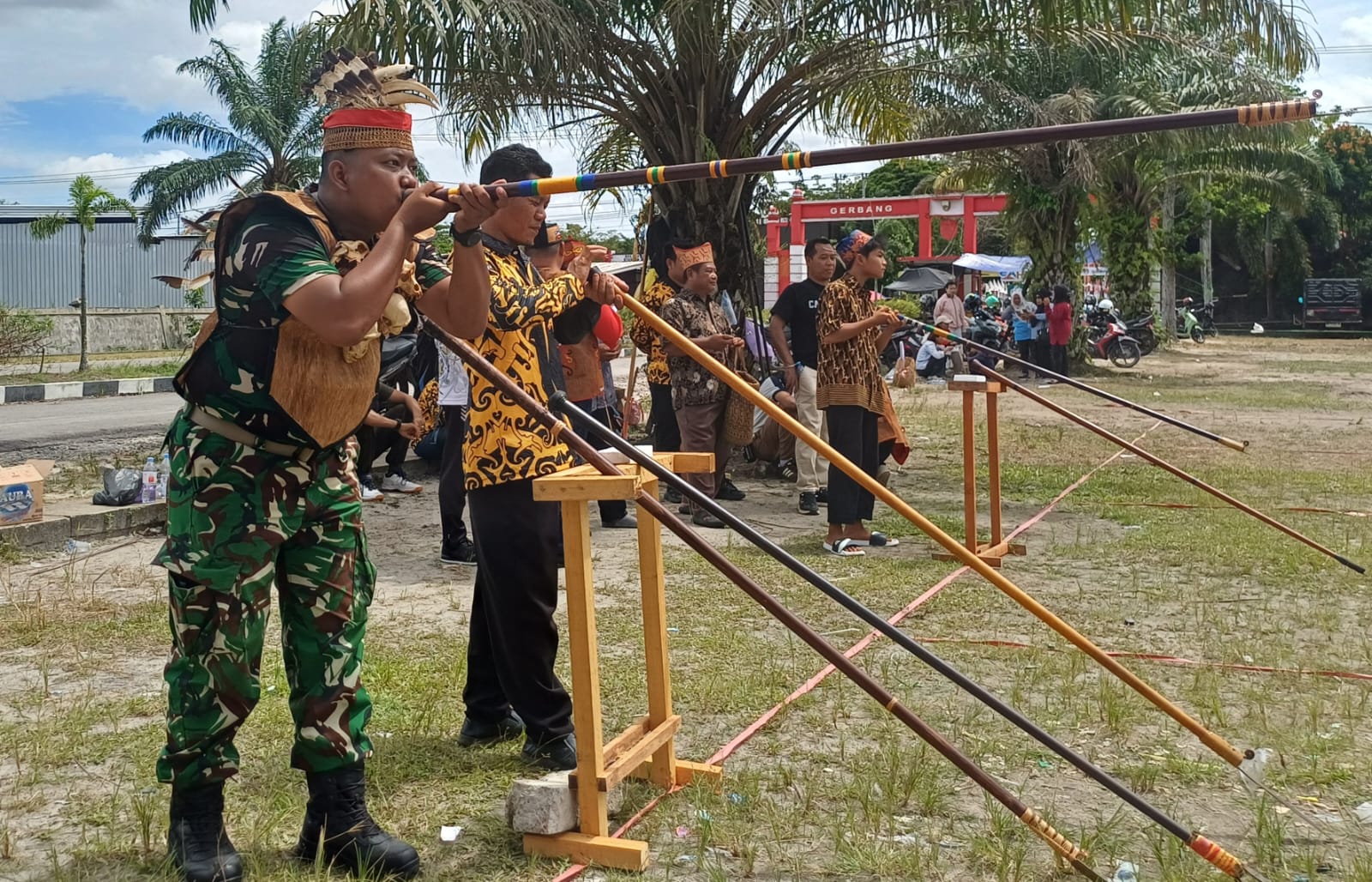 Salah satu kegiatan budaya dayak (warga/radar sampit)