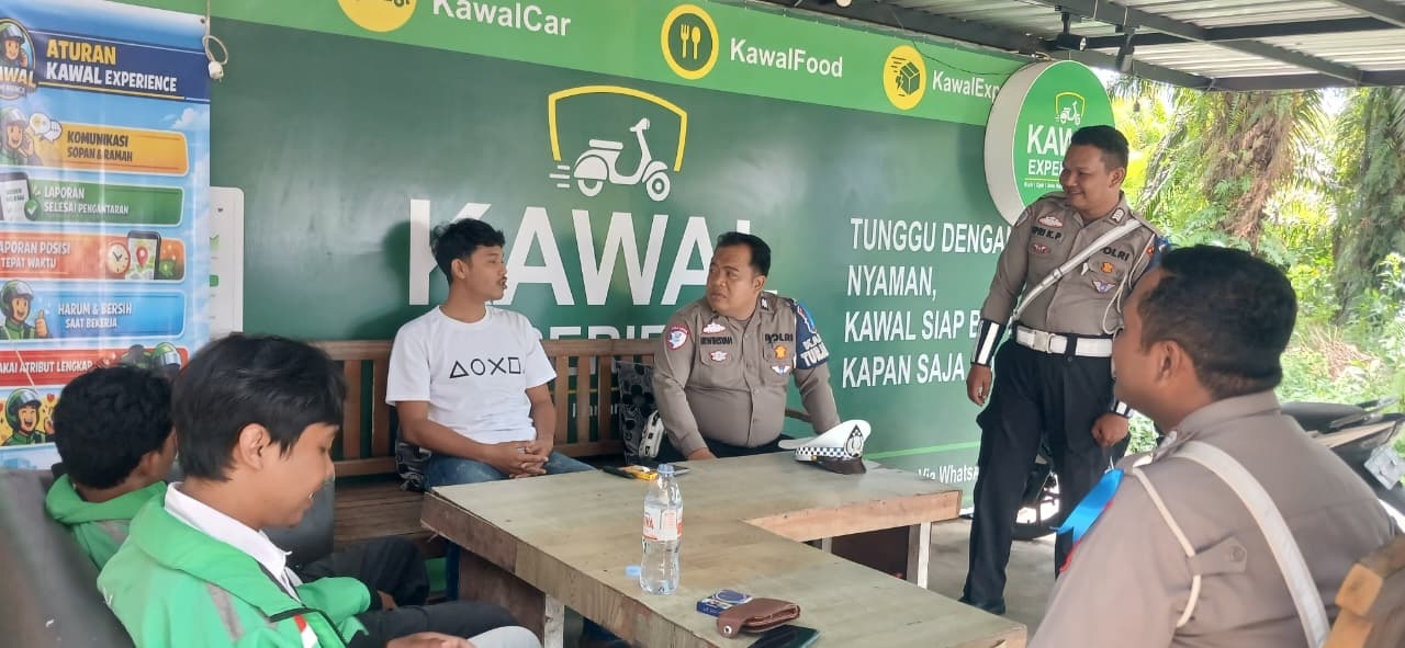Satuan Lalu Lintas Polres Lamandau melaksanakan sosialisasi Operasi Keselamatan Tahun 2026 yang ditujukan kepada para pengemudi ojek online, Selasa (3/2)