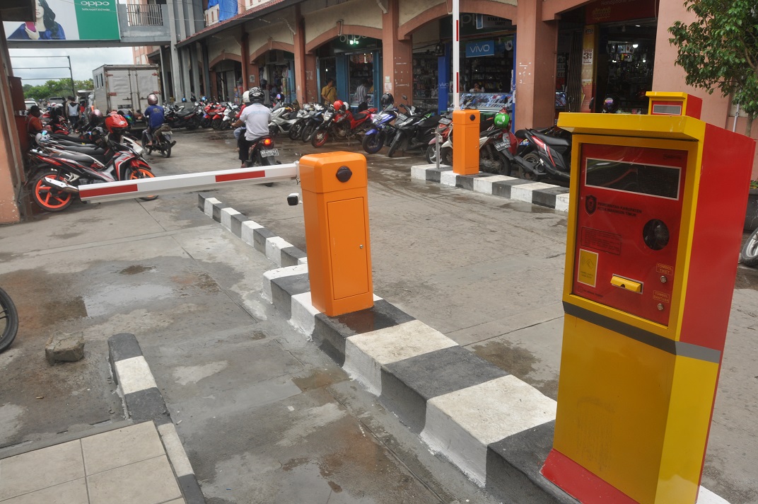 BERMASALAH: Fasilitas parkir elektronik di PPM Sampit saat masih berfungsi, namun kemudian menyisakan perkara hukum.