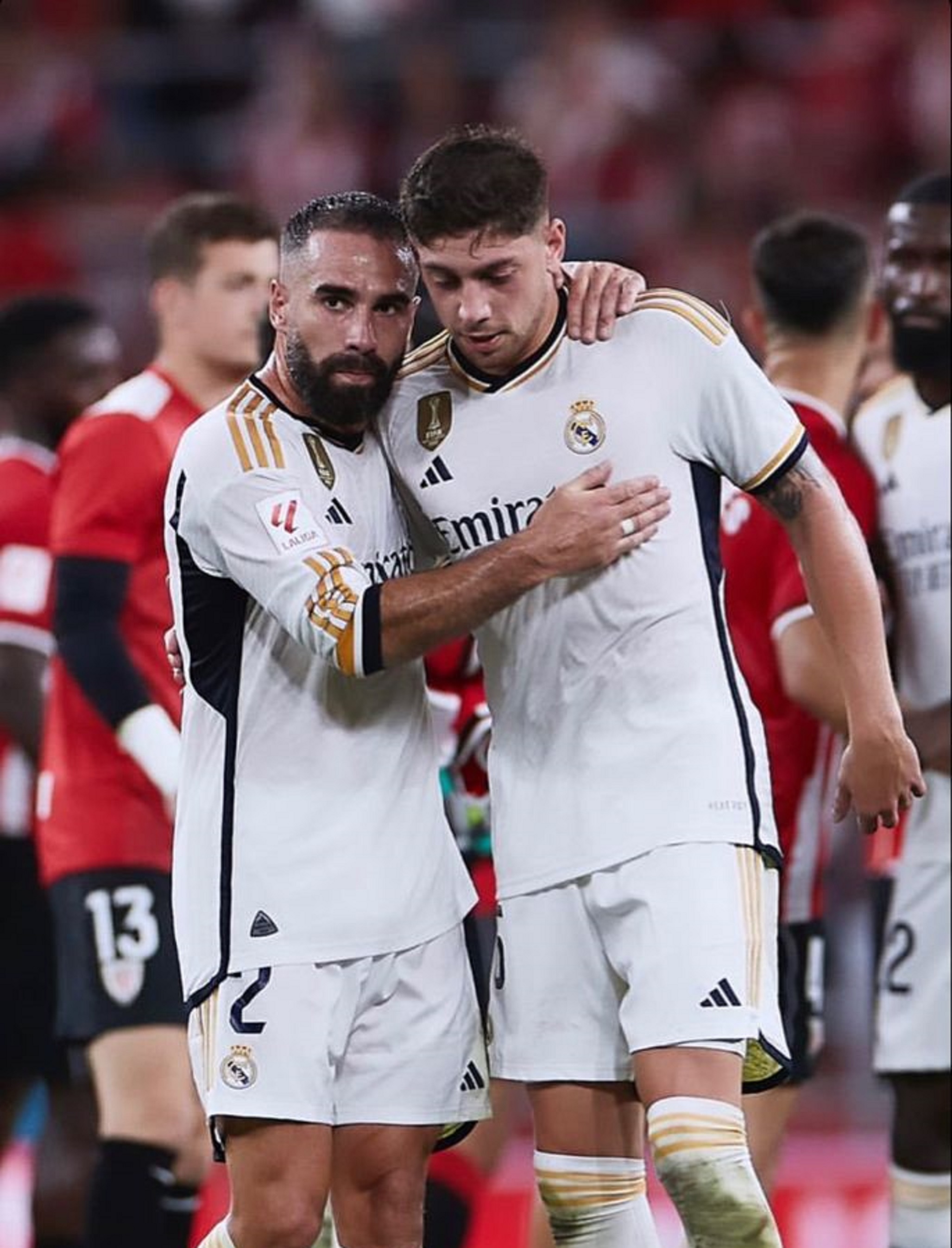 Dua pemain senior di skuad Real Madrid, Dani Carvajal dan Federico Valverde