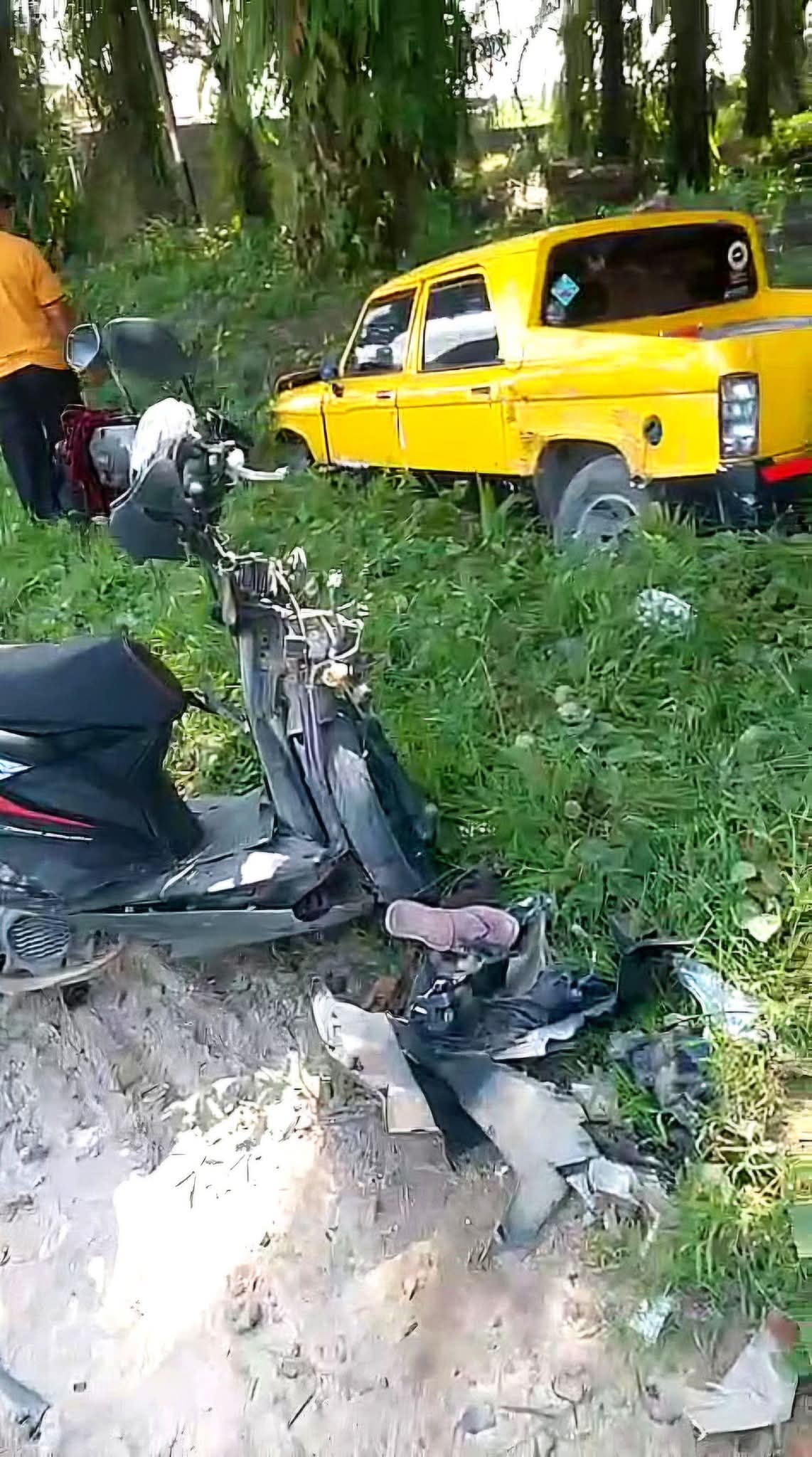 Kecelakaan lalu lintas di SP 4 Sungai Rangit, Kecamatan Pangkalan Lada, Kabupaten Kotawaringin Barat, Sabtu (7/2).