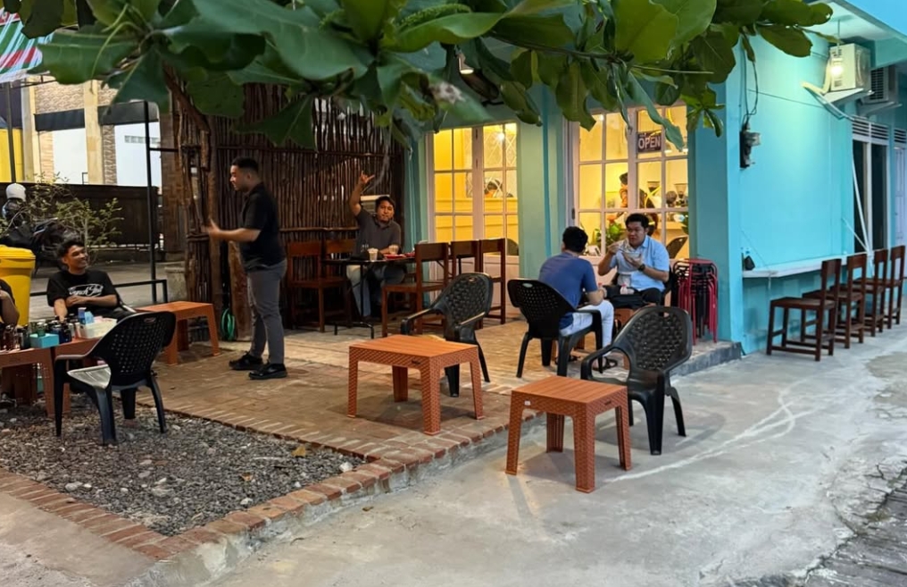 Kawasan Two Coffee yang berlokasi di Jalan S. Parman, Sampit