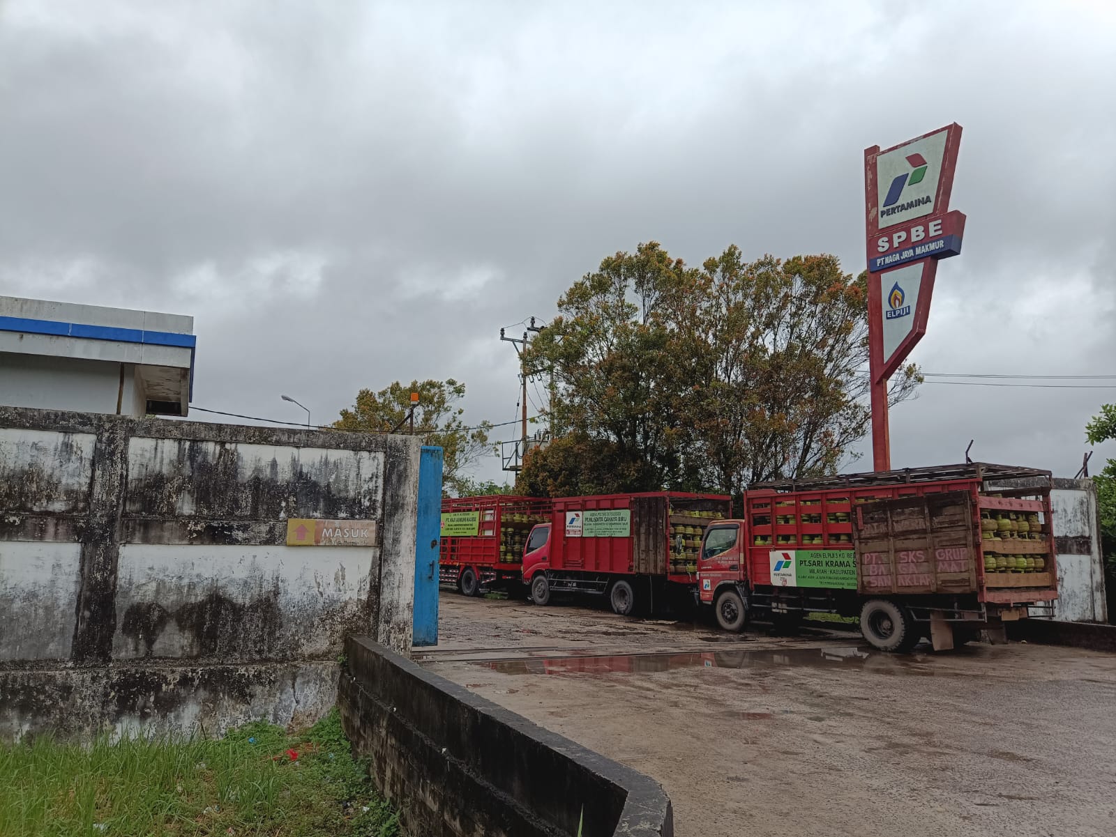Suasana SPBE PT Niaga Jaya Makmur yang berlokasi di Jalan Niaga, Kelurahan Pelangsian, Kabupaten Kotawaringin Timur, Jumat pagi (13/2/2026).