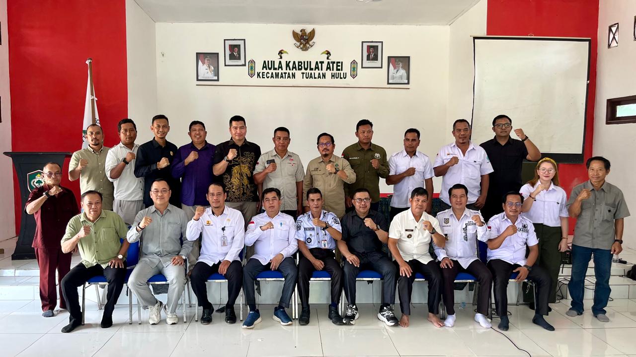Rapat bersama pemerintah kecamatan dan DPRD Kotim sebagai tindak lanjut atas aspirasi masyarakat yang disampaikan saat reses, bertempat di Aula Kantor Camat Tualan Hulu pada Rabu (11/2/2026).  (Ist)
