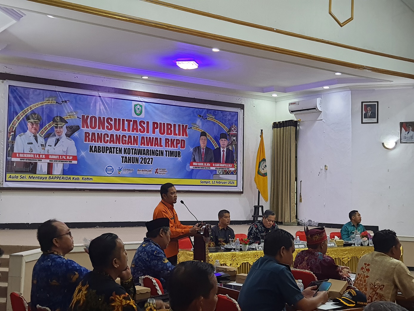 Paparan Kepala BPS Sampit, di forum konsultasi publik Pemkab Kotim, baru-baru tadi.