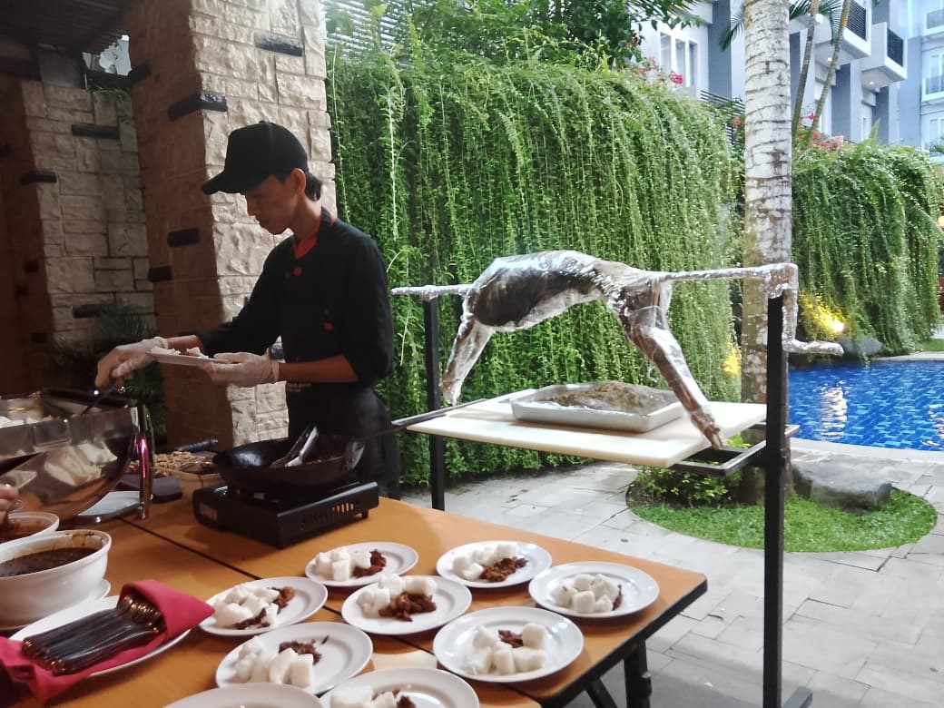 Swiss-Belhotel Danum Palangka Raya menghadirkan pengalaman berbuka puasa bertema &ldquo;Warisan Nusantara&rdquo;, konsep kuliner yang mengangkat kekayaan cita rasa tradisional Indonesia.