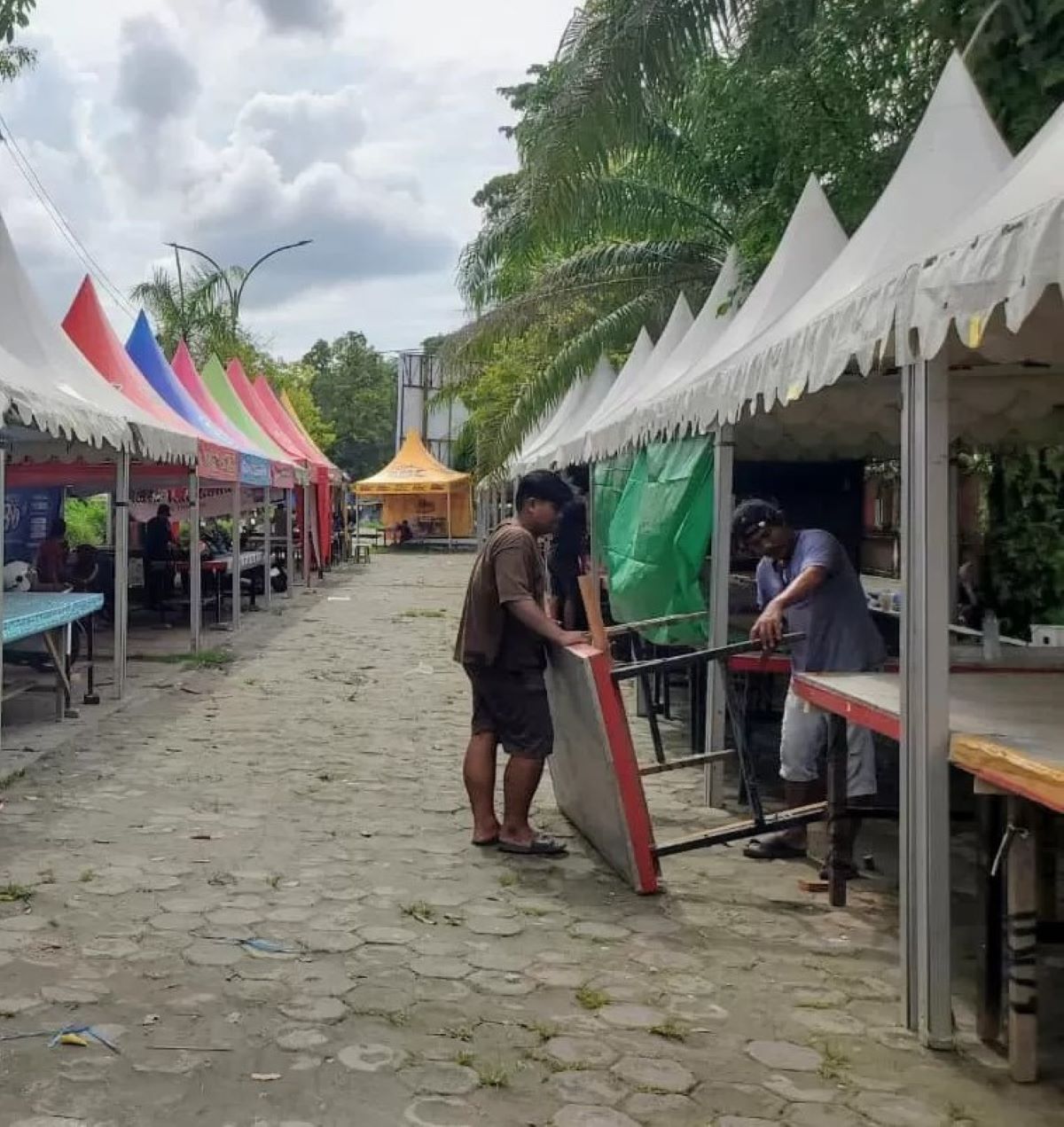 PASAR WADAI: Lokasi Pasar Ramadan di sekitar Taman Kota, Sampit.