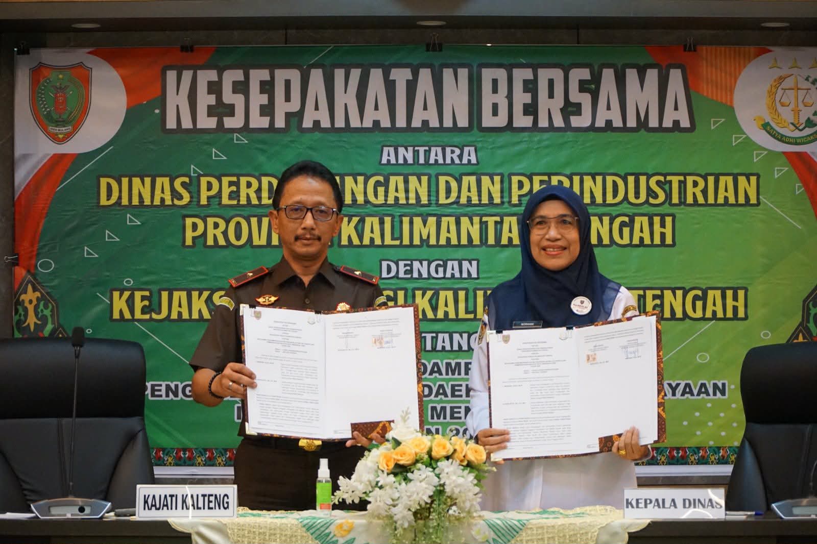Kesepakatan Kejati Kalteng dan Dinas Perdagangan dan Perindustrian Provinsi Kalteng, untuk pendampingan pengendalian inflasi dan pemberdayaan IKM, Kamis (26/2).