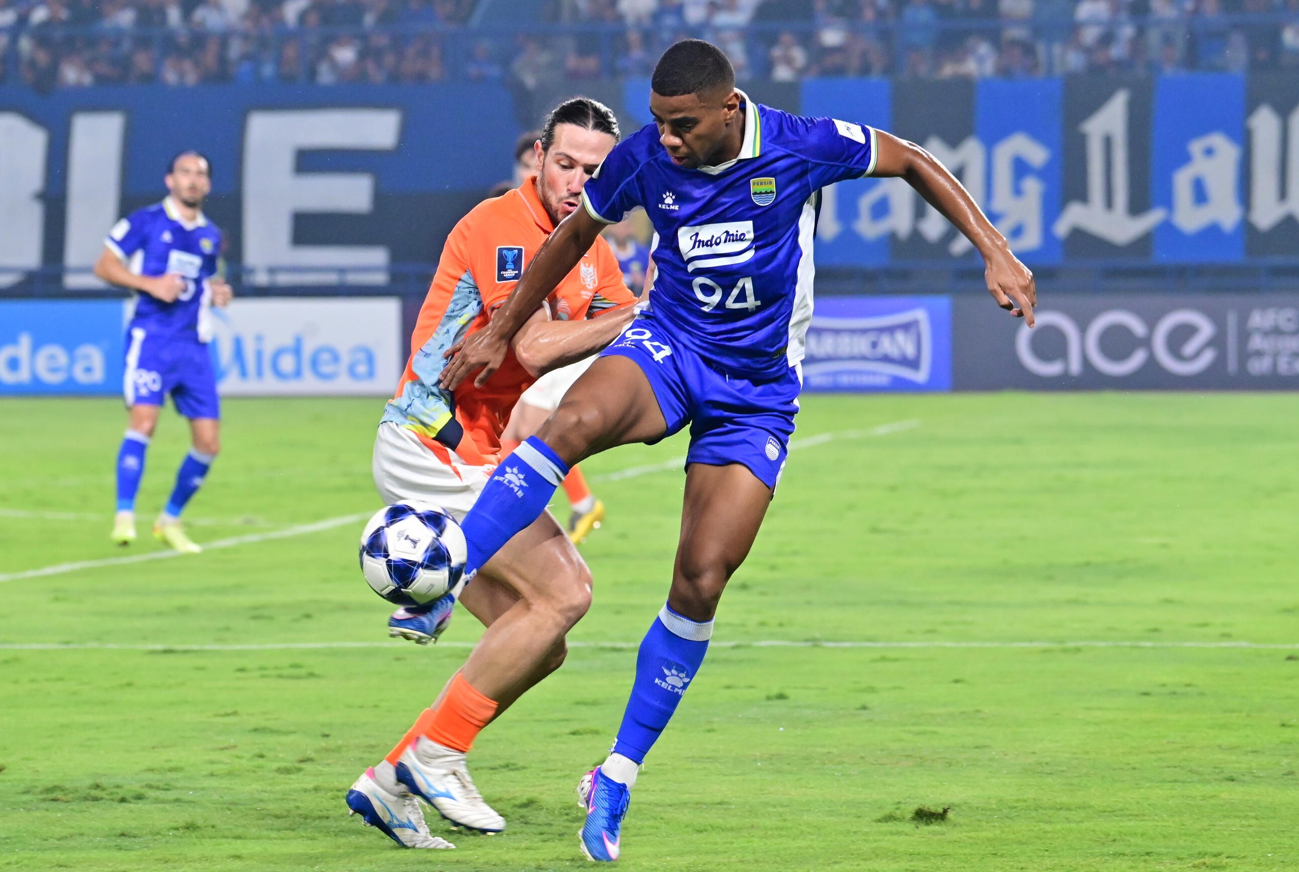 Pertemuan Persib Bandung dengan Ratchaburi FC (Thailand) di ajang Liga Champions Asia, baru-baru tadi.