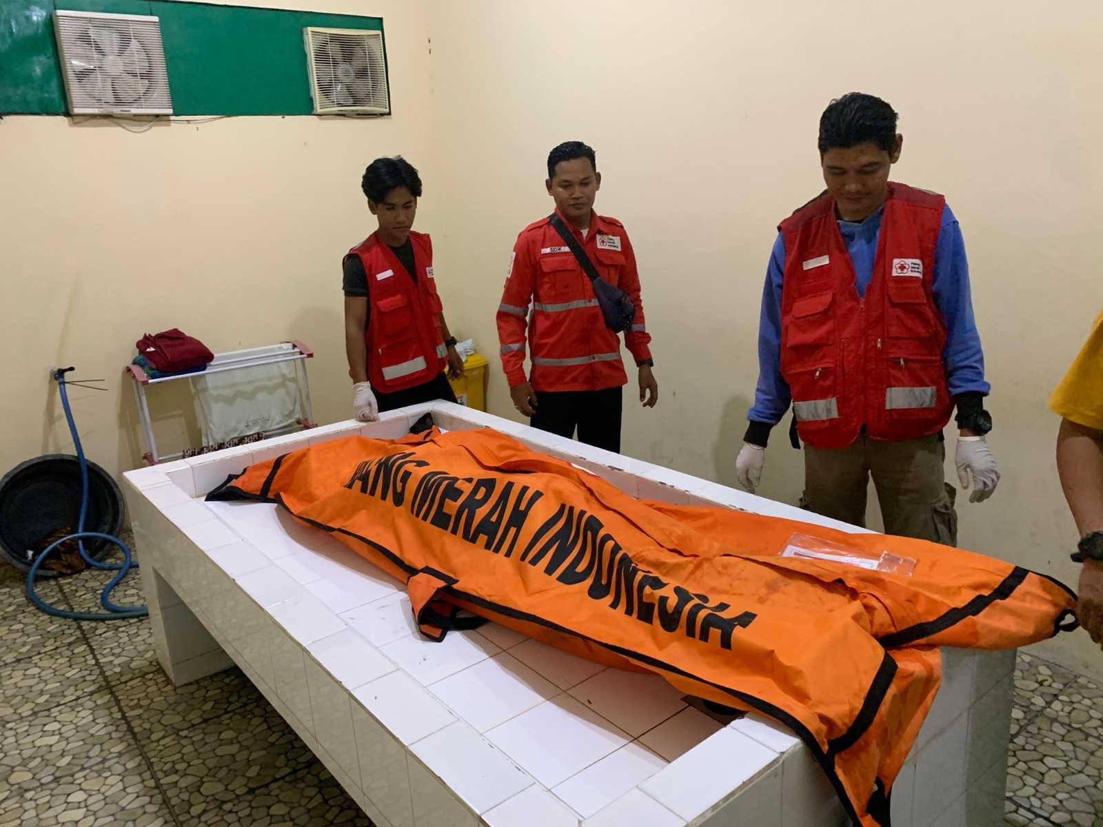 Jasad pria ditemukan meninggal dunia di kawasan Sawit Raya Dalam saat berada di kamar jenazah RSUD dr Murjani Sampit. (PMI Kotim)